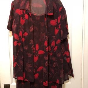 Sleeveless Donna Ricco dress with over blouse.